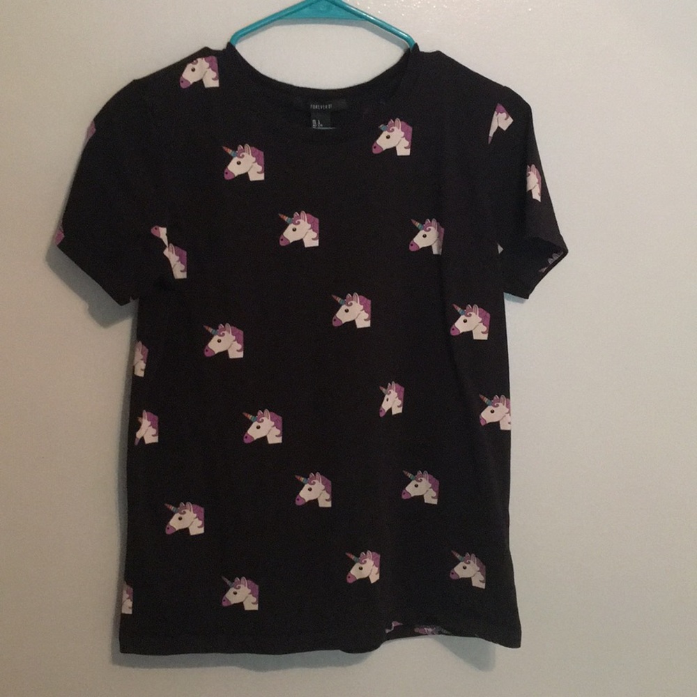Women’s Large Unicorn Graphic Tee